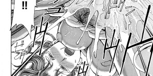【エロ漫画】ハプニングバーで男たちと乱交セックスする羽目になってしまったムチムチ熟女…奴隷として扱われる彼女は断れずに正常位やバックなどの体位で次々と犯されてしまう！【綺羅光、ギタ☆レン：蜜色の夢魔】