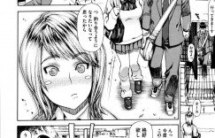 万引したのをクラスメイトでオタクのメガネくんに目撃されちゃった巨乳で制服JKの白ギャル…脅迫されてフェラやバックで中出しセックスで淫乱堕ちしちゃう